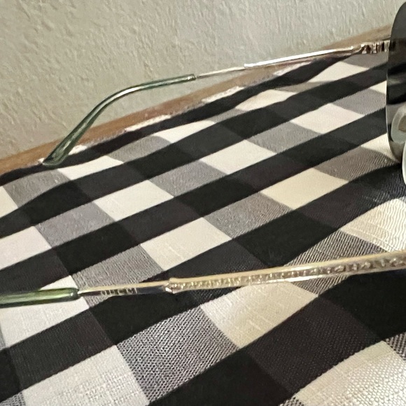 Gucci Aviator-Style Sunglasses - Picture 4 of 9